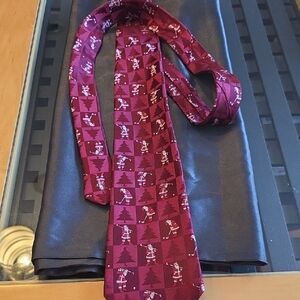 Red Santa and Tree Pattern Golf Tie
